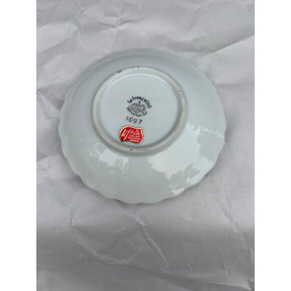 Vintage Lefton China 25th Anniversary White Chamber Candle Stick Holder 1097 - Picture 6 of 7